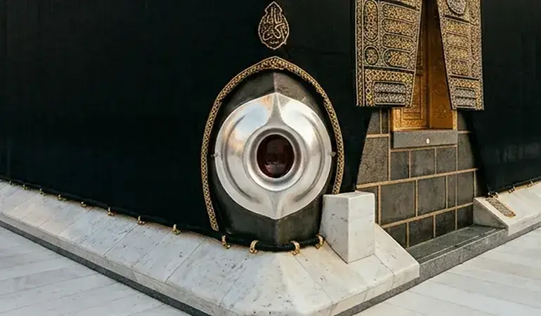 হাজরে আসওয়াদ ও মুলতাজিমে দোয়া করার ফজিলত